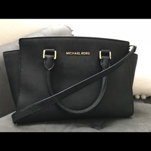 Micheal Kors Selma Leather Medium Satchel